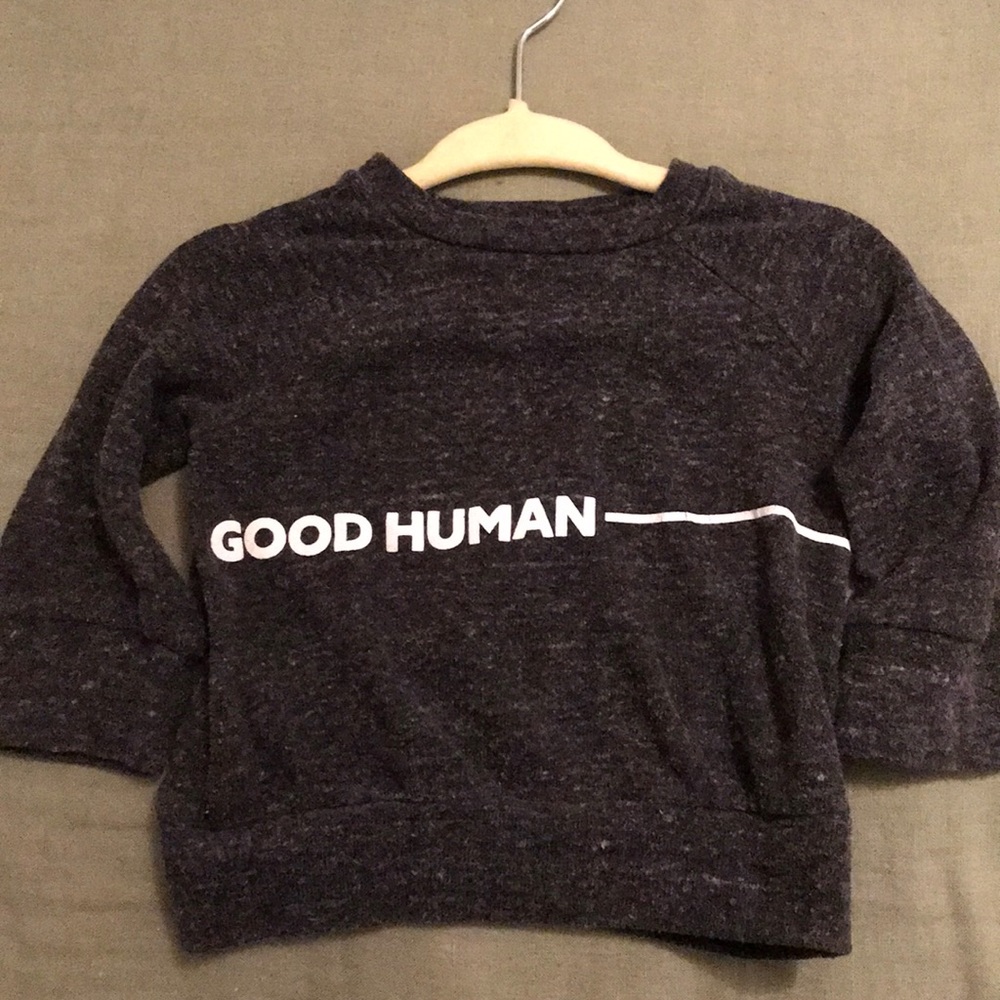 Sweatshirt